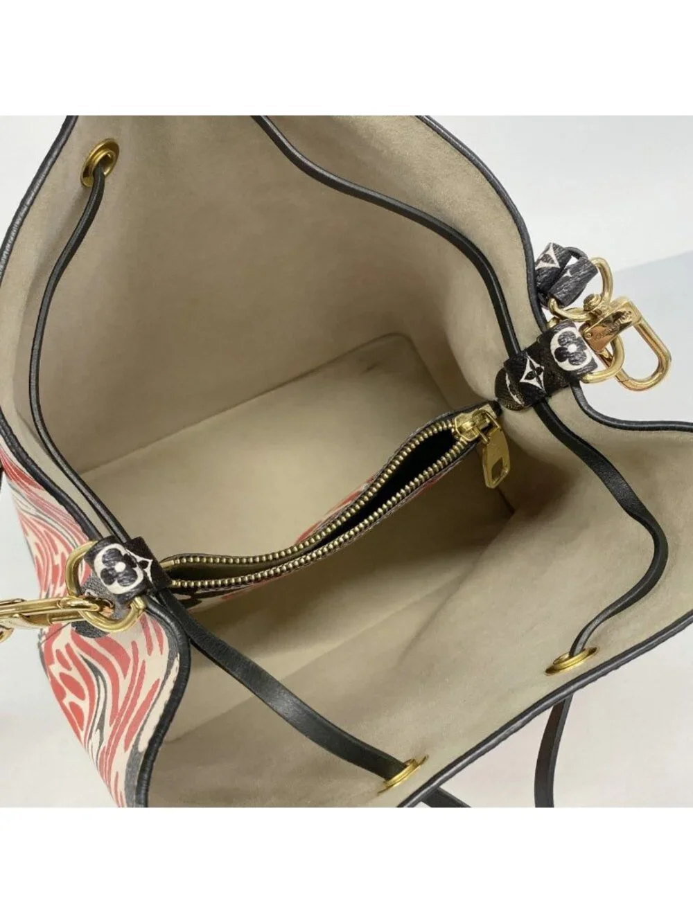 Louis Vuitton Shoulder Bag Monogram Giant Neo Noe Cream Rouge